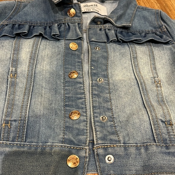 Super cute denim jacket! - Picture 3 of 6
